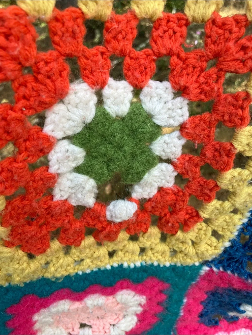 Granny square wool crochet twin blanket throw *damaged*